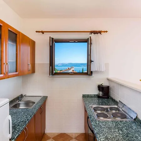 Apartment Two-bedroom Crikvenica 5 *
