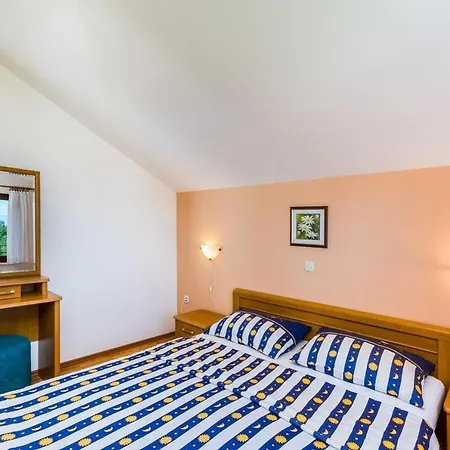 Apartment Two-bedroom Crikvenica 5 *