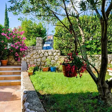 Two-bedroom Crikvenica 5 Apartment *