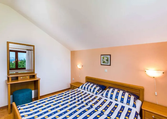 Two-bedroom 5 アパート